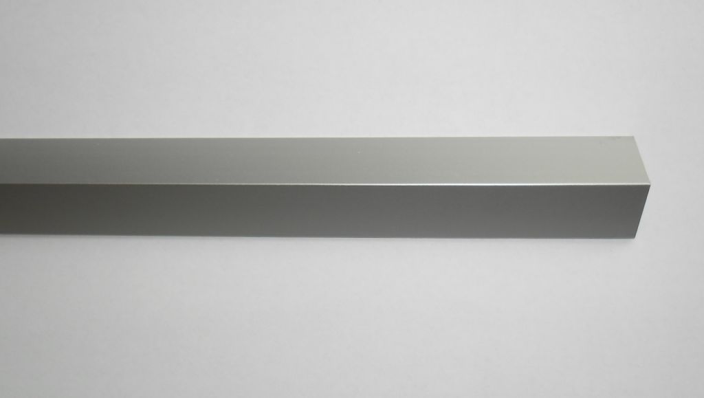 Hliníkový rohový profil 25x25x2500 stříbrný